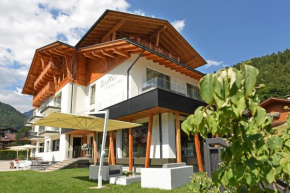 Отель Dolomeet Boutique Hotel  Пинцоло